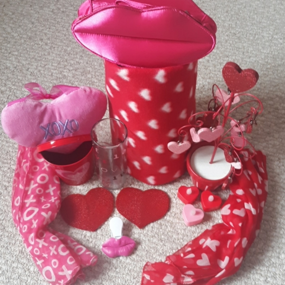 Blanket & more bundle - Picture 16 of 17